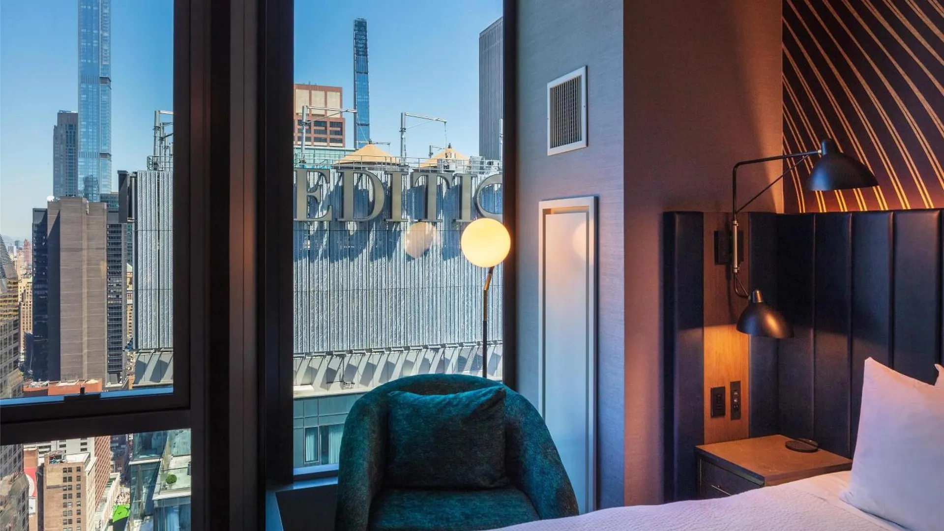 Tempo By Hilton New York Times Square Otel