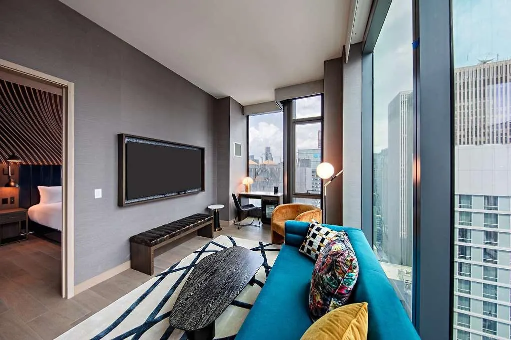 Tempo By Hilton New York Times Square Hotel 4*,