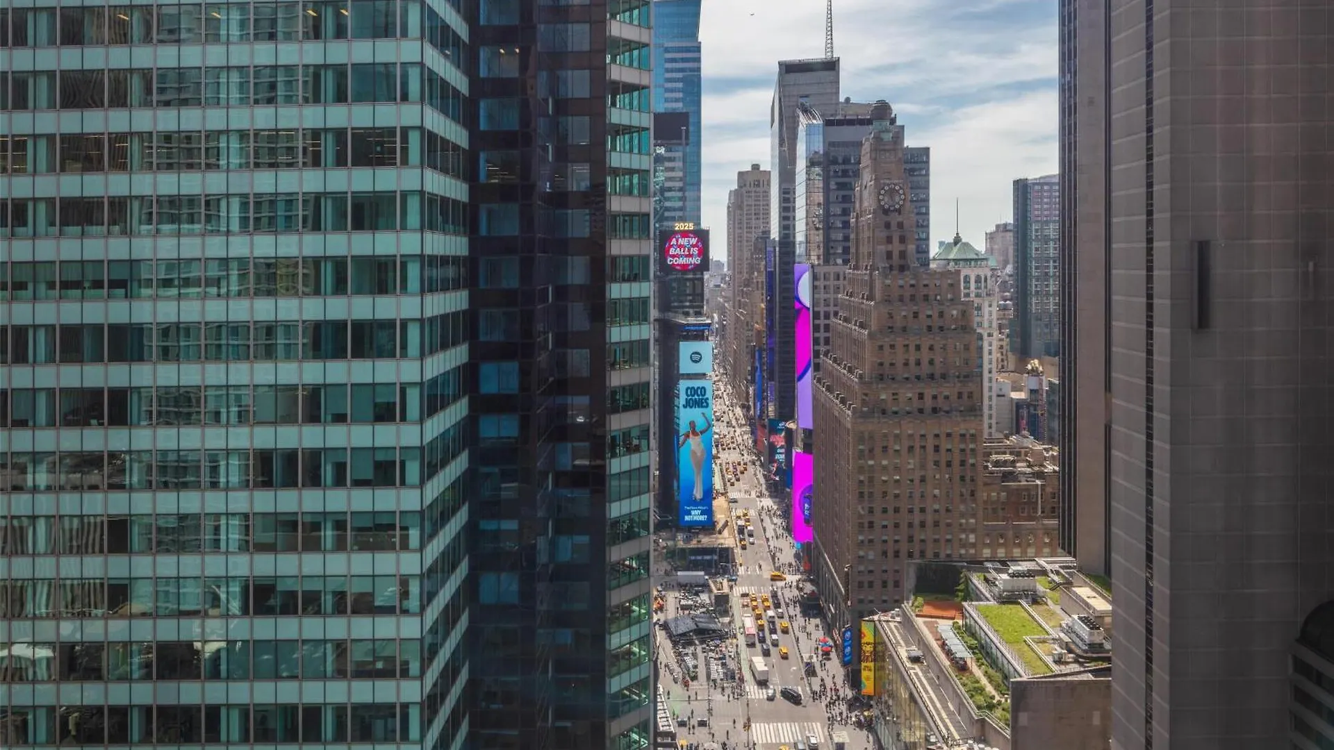 Tempo By Hilton New York Times Square Hotel
