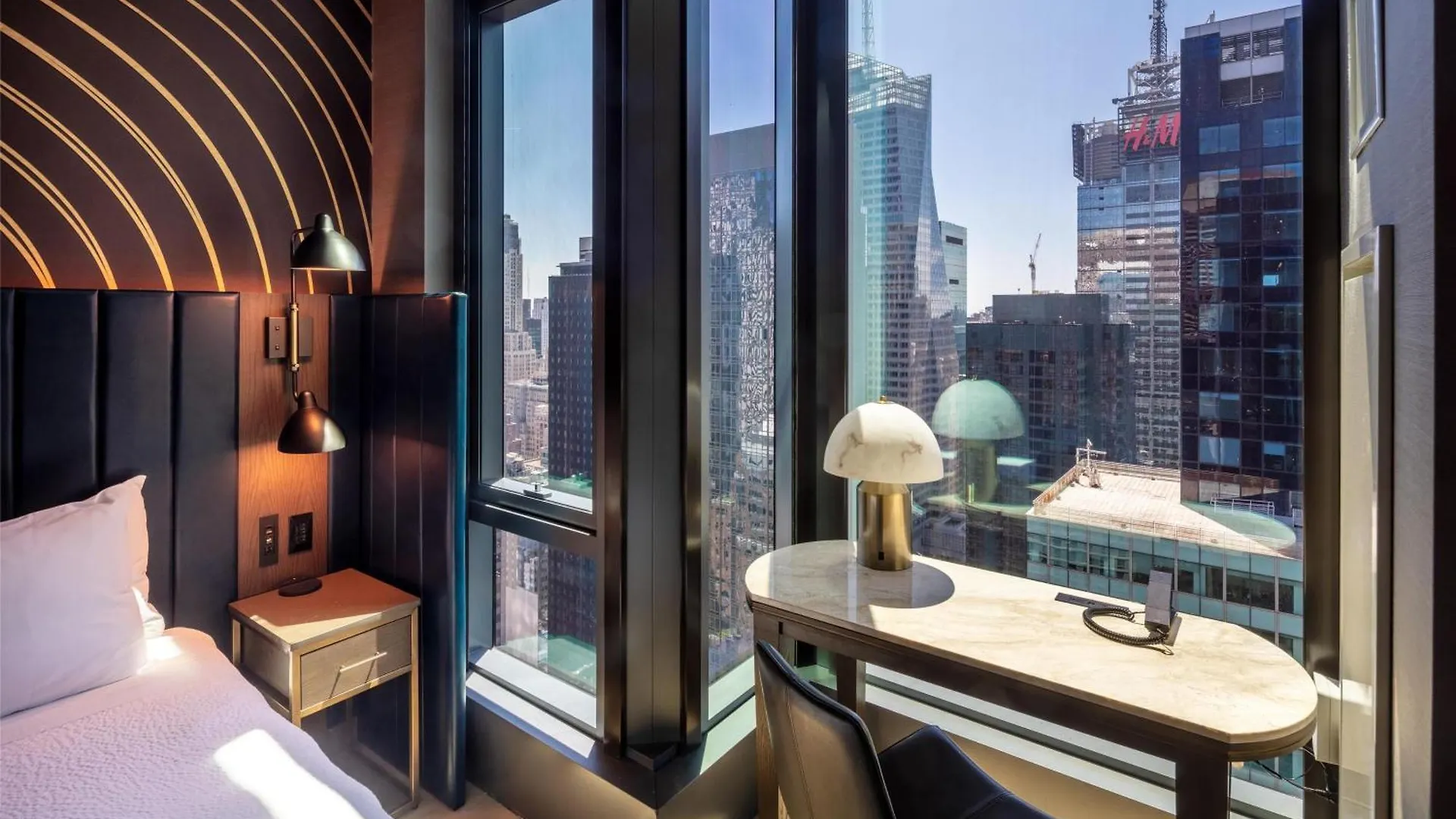 Tempo By Hilton New York Times Square Hotel