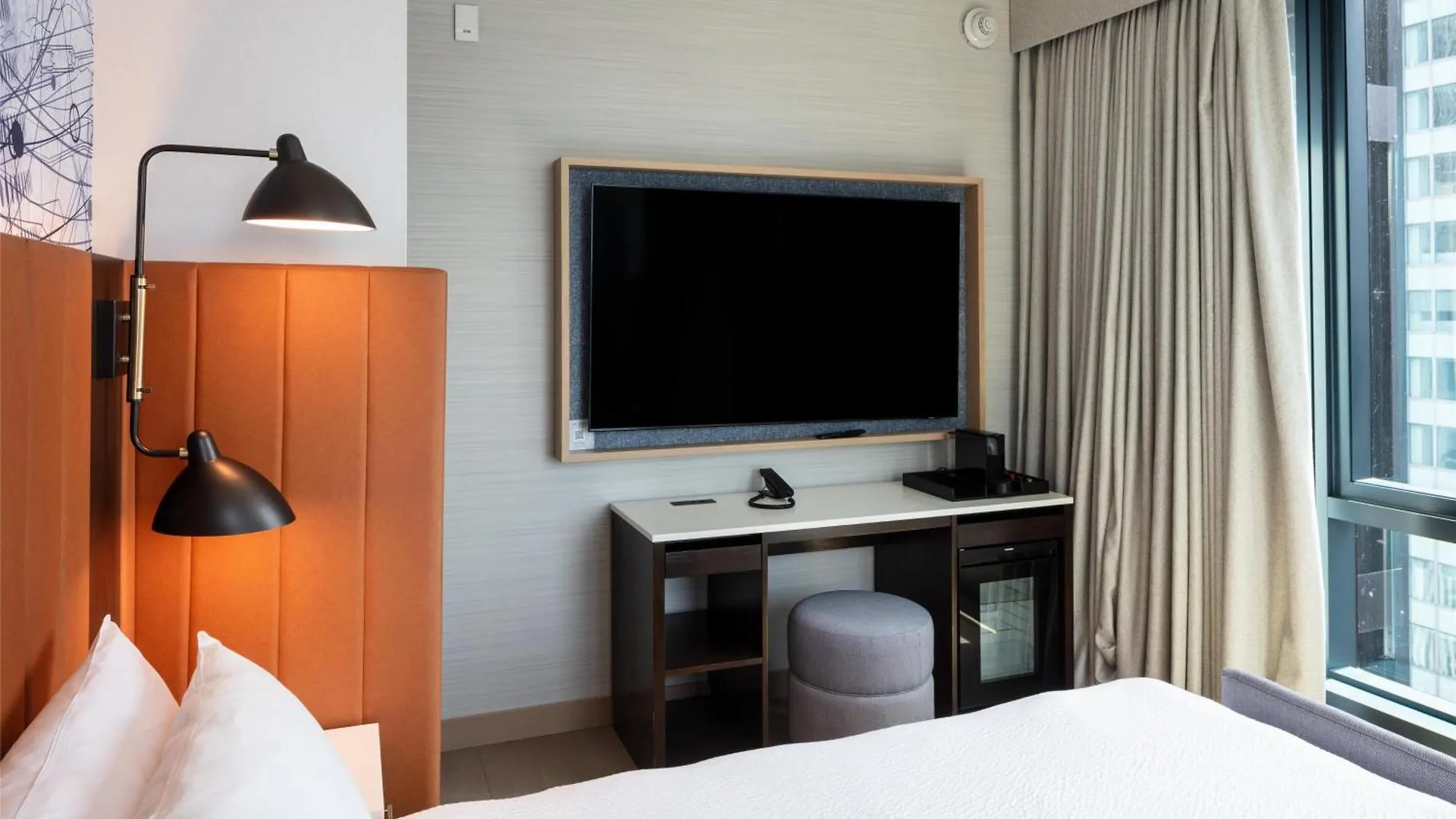 Tempo By Hilton New York Times Square Hotel