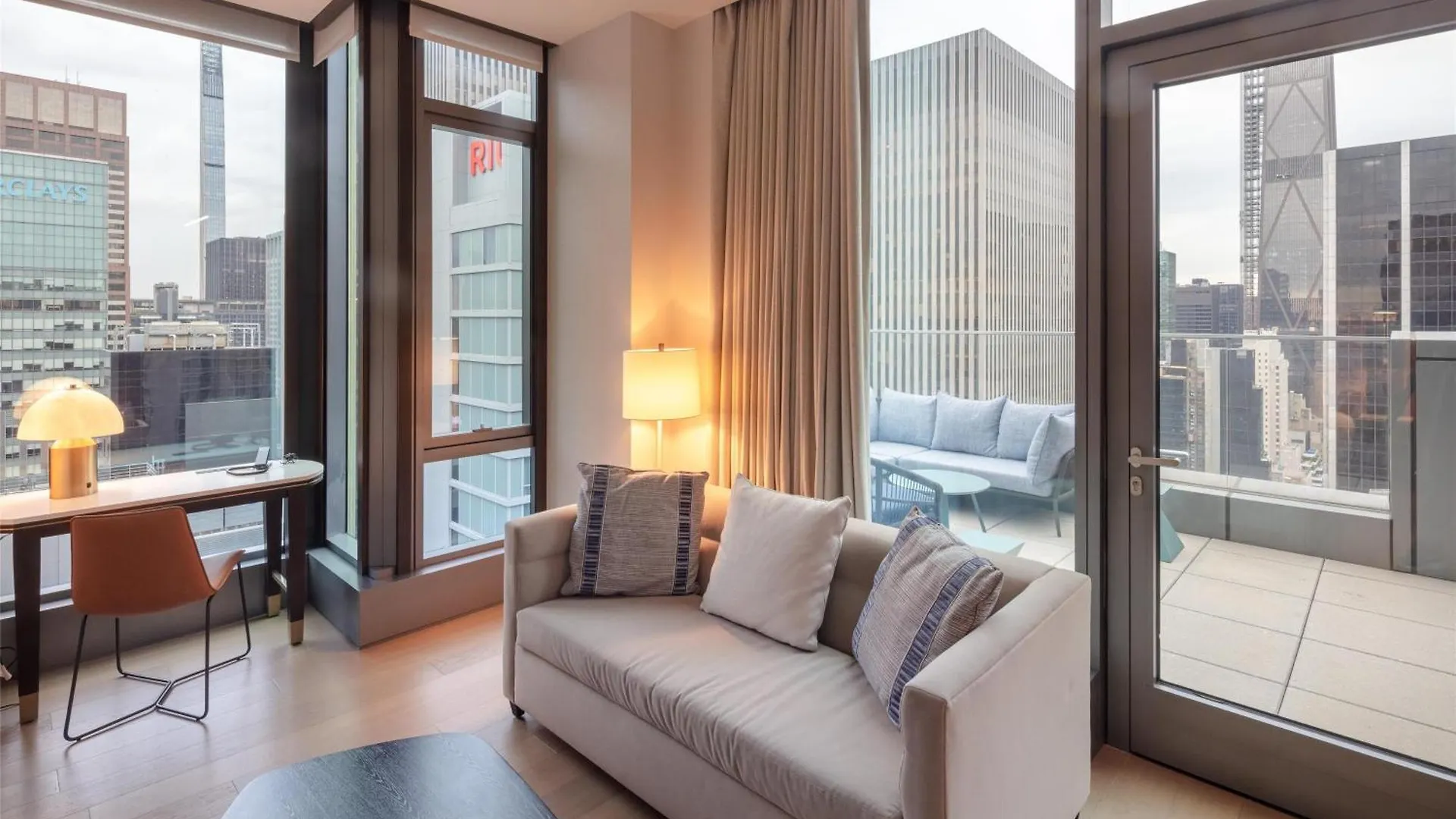 Tempo By Hilton New York Times Square Hotel