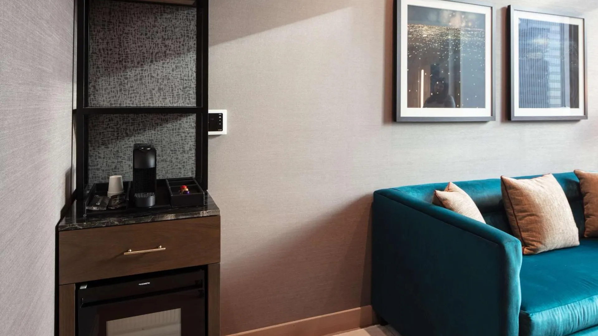 Hotel Tempo By Hilton New York Times Square 4*,  Estados Unidos