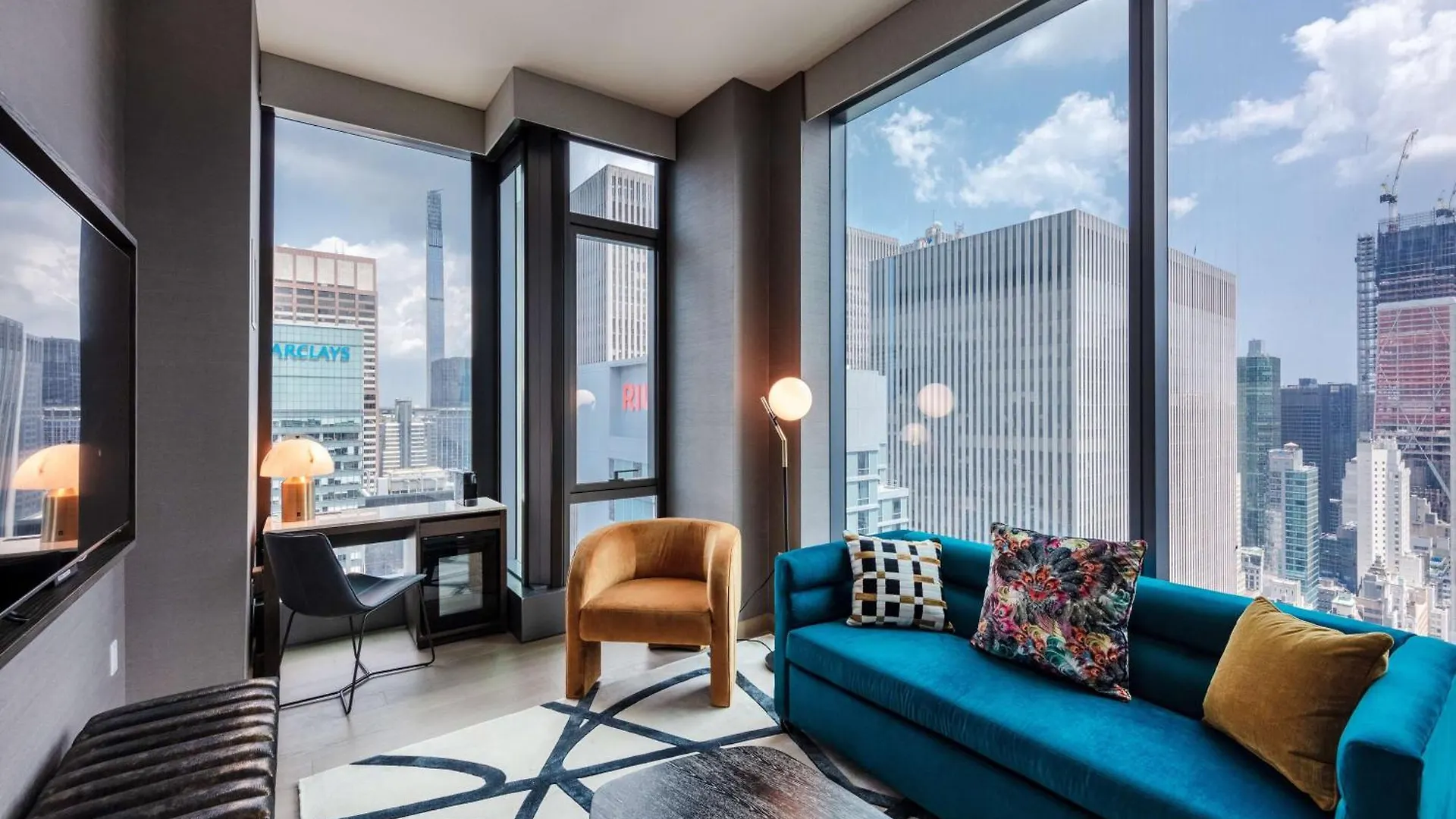 Hotel Tempo By Hilton New York Times Square