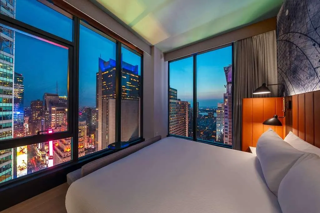 Hotel Tempo By Hilton New York Times Square 4*,