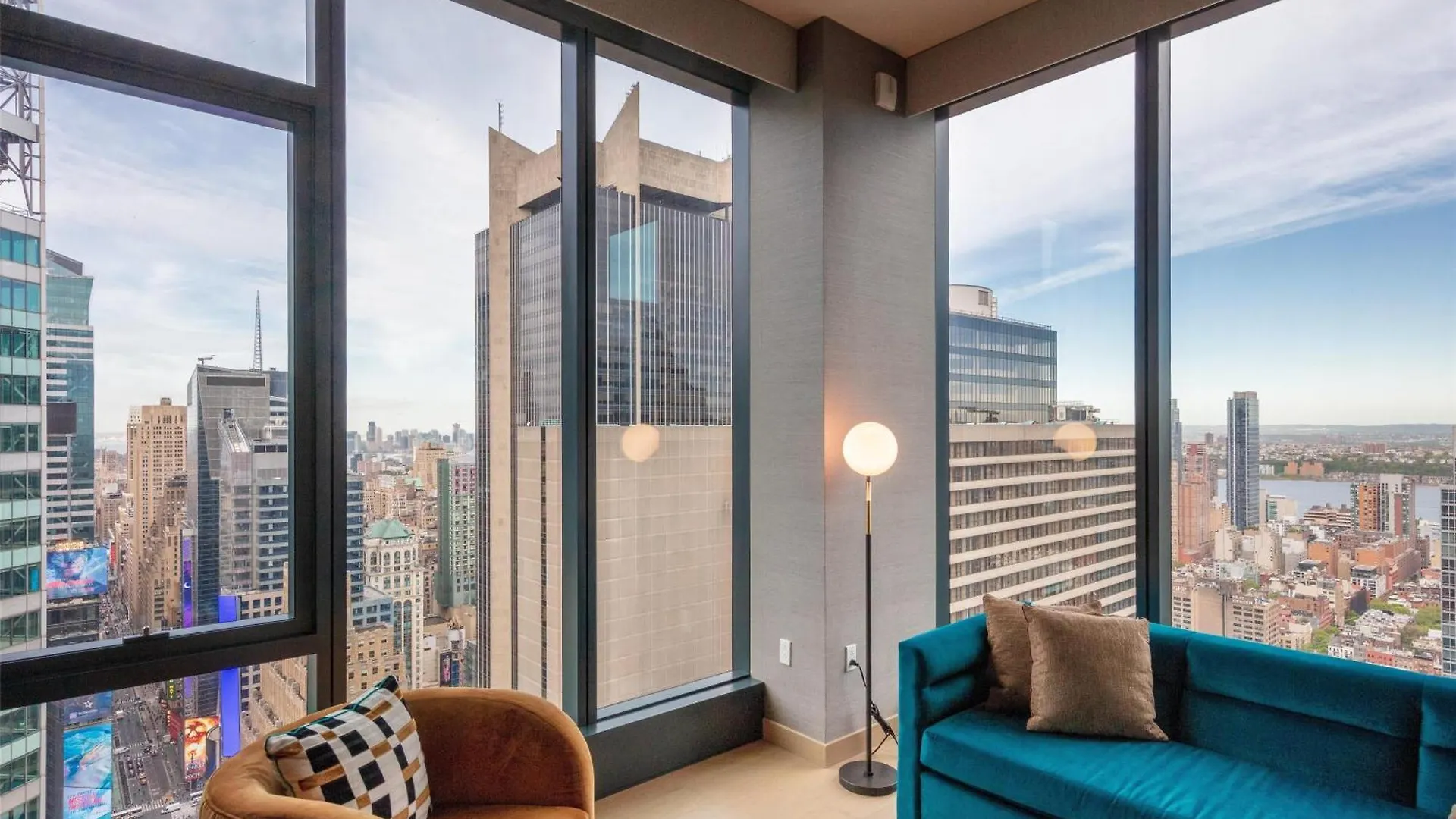 ****  Tempo By Hilton New York Times Square Hotel United States